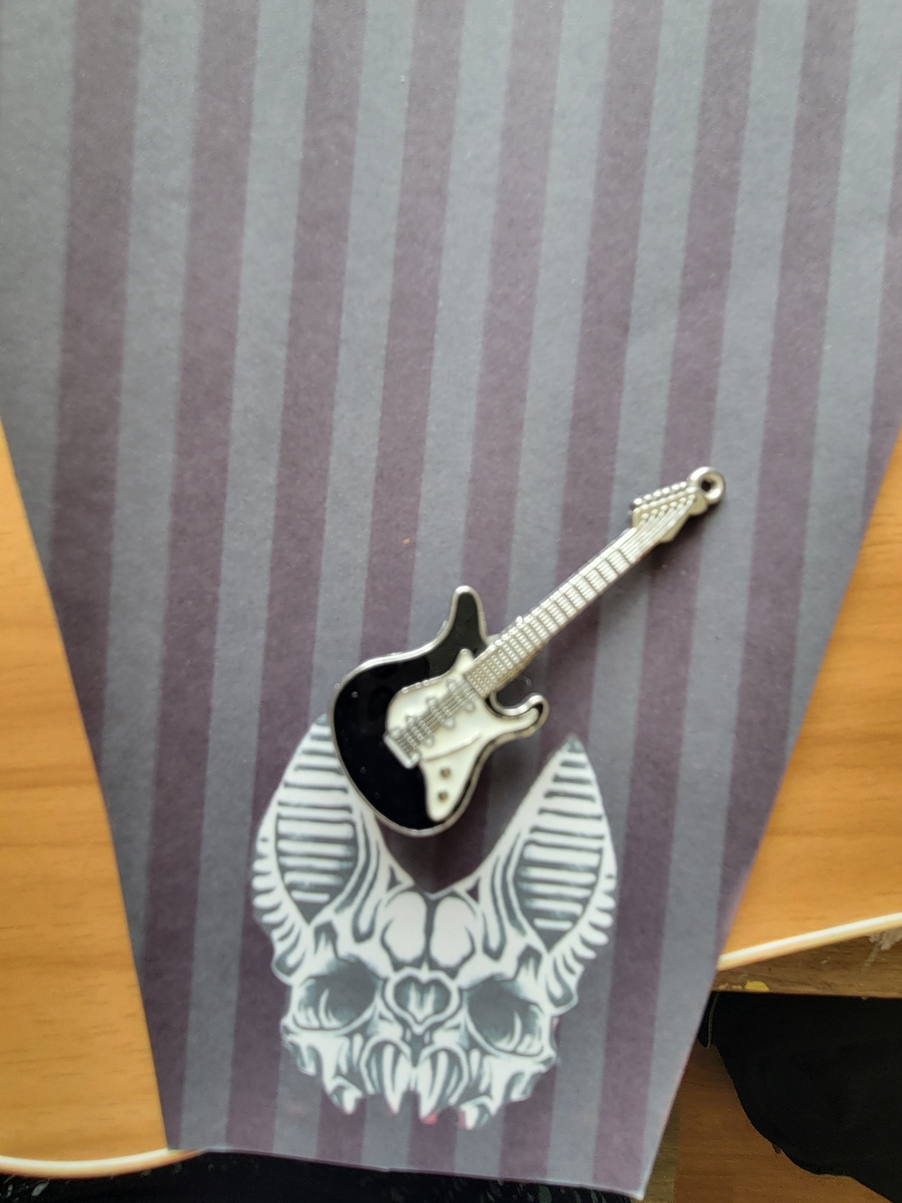 💀NEW💀 Black Electric Guitar Charm Hair Clip - Unbranded
